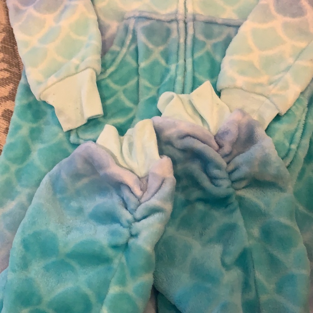 Target Pjs - Picture 3 of 4